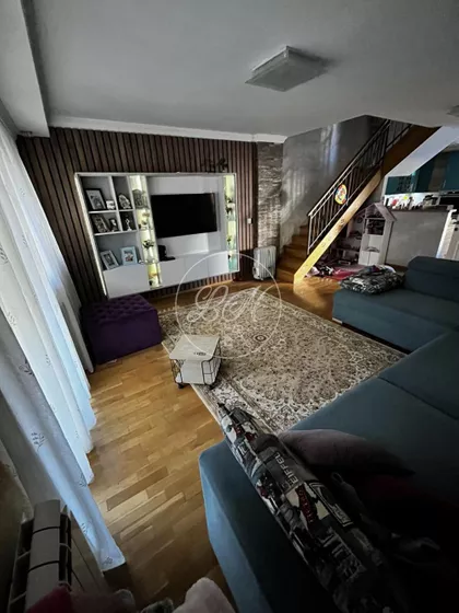 Braće Mihajlović Tripić | 4zida.rs