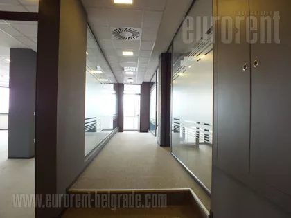 TOŠIN BUNAR | 4zida.rs