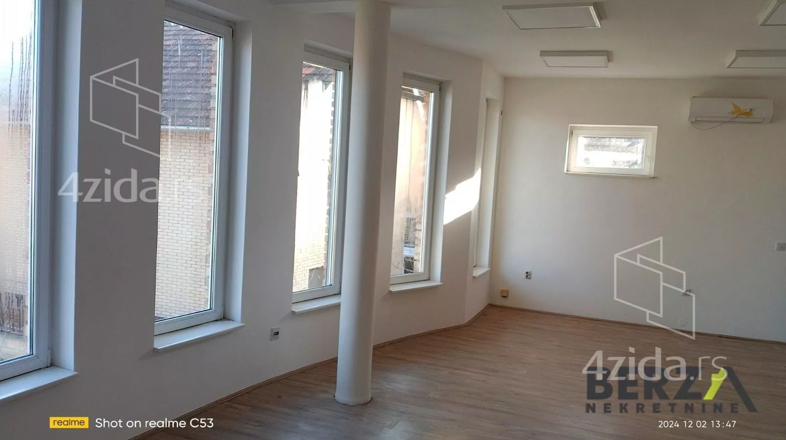 Poslovni prostor | 4zida