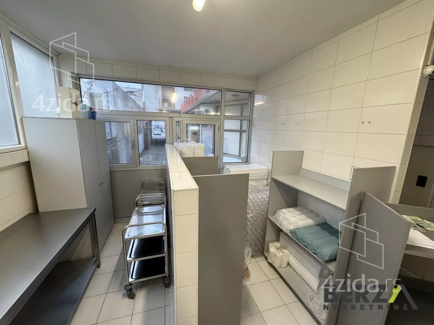 Poslovni prostor | 4zida