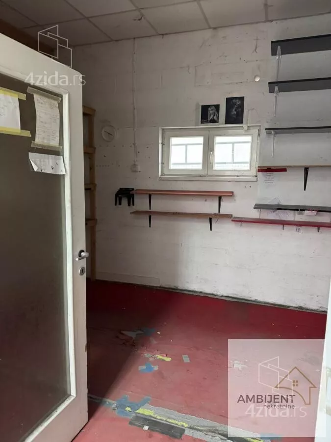 Poslovni prostor | 4zida