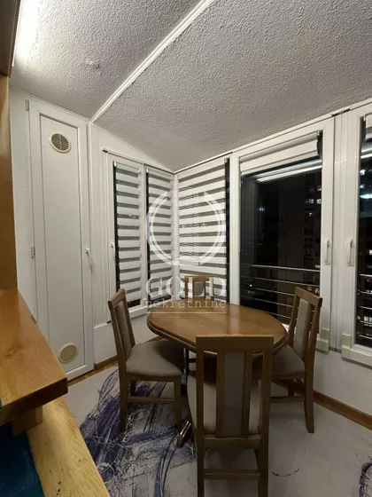 Bulevar Cara Lazara | 4zida.rs