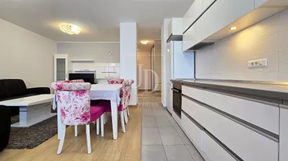 Blok 11c - Stari Merkator | 4zida.rs