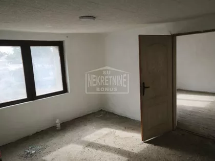 Makova Sedmica | 4zida.rs