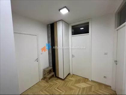 Stepa Stepanović | 4zida.rs