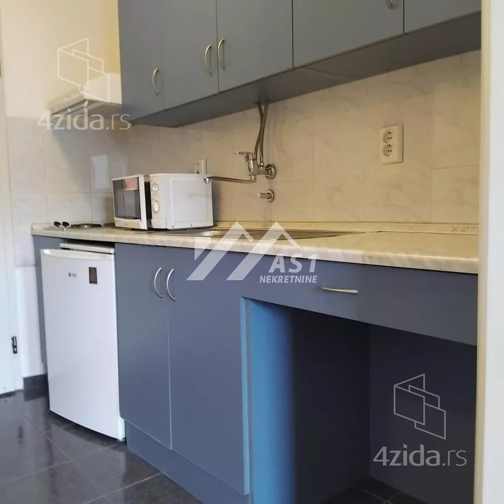 Garsonjera | 4zida