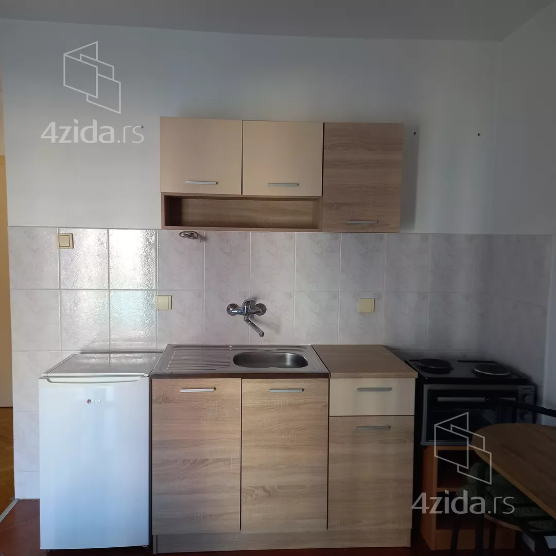 Garsonjera | 4zida