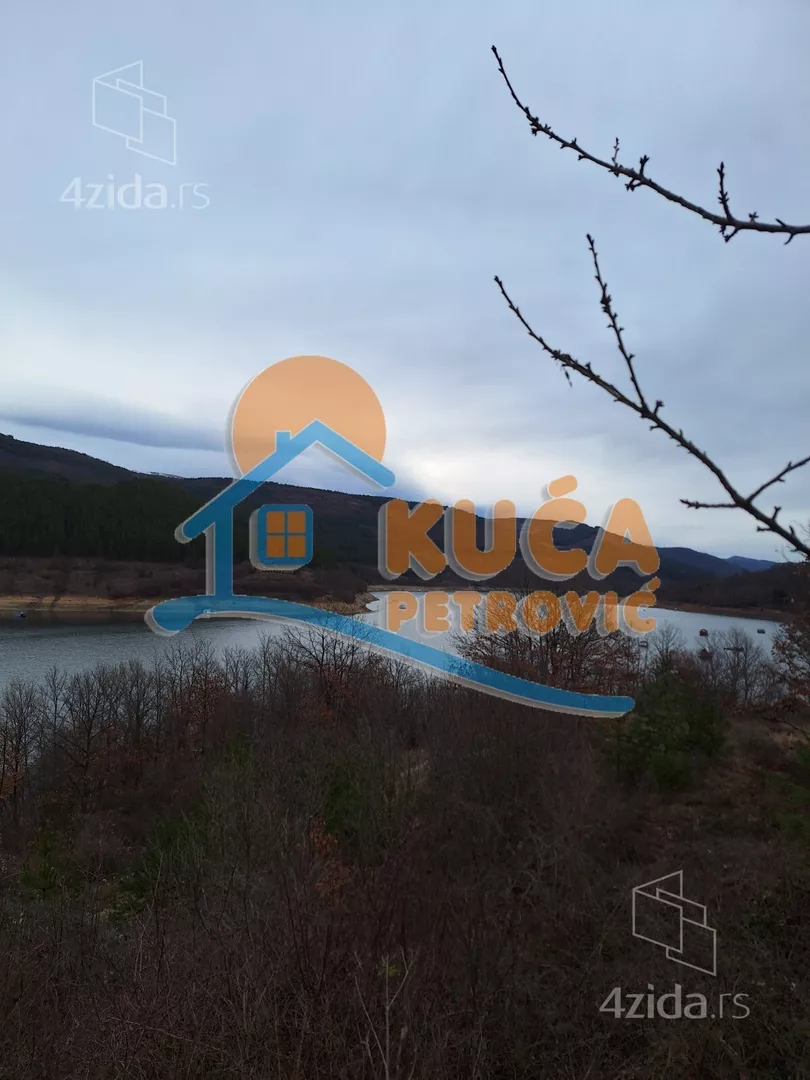 Građevinsko zemljište | 4zida