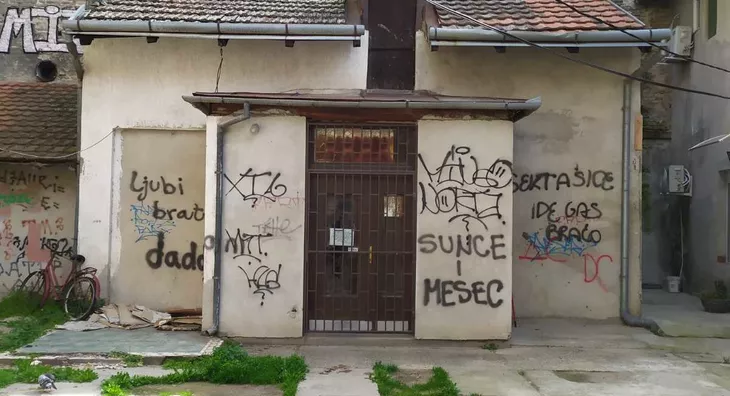 Lokal | 4zida