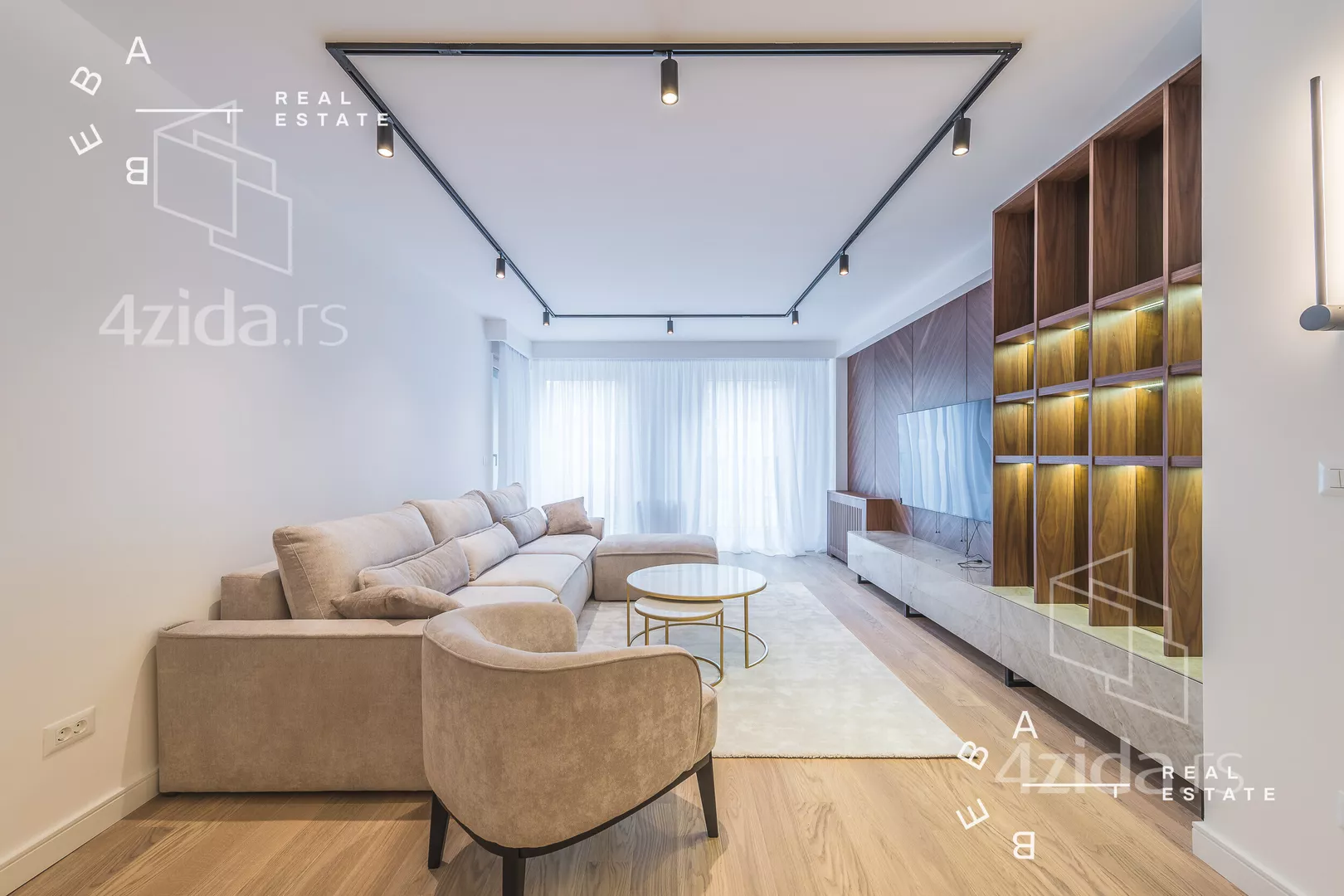 Četvorosoban stan | 4zida