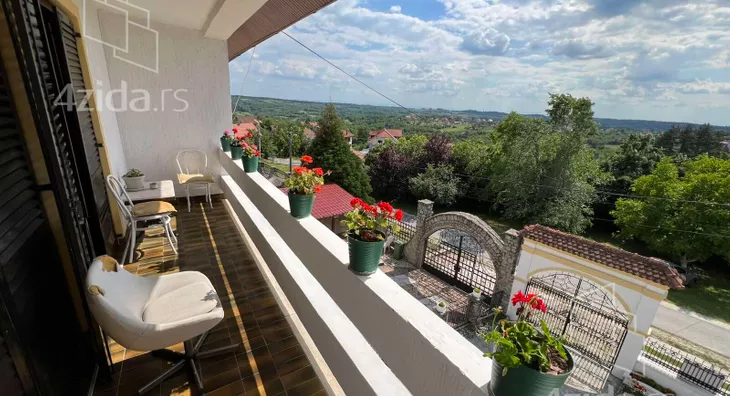 3-etažna kuća | 4zida