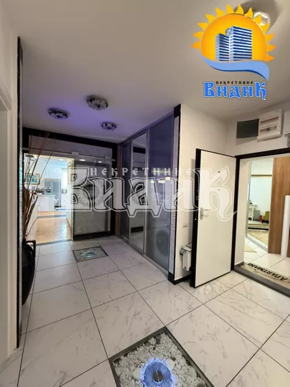 Vladimira Popovića | 4zida.rs