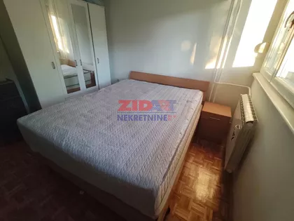 Studentska | 4zida.rs