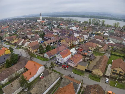 Stari Futog | 4zida.rs