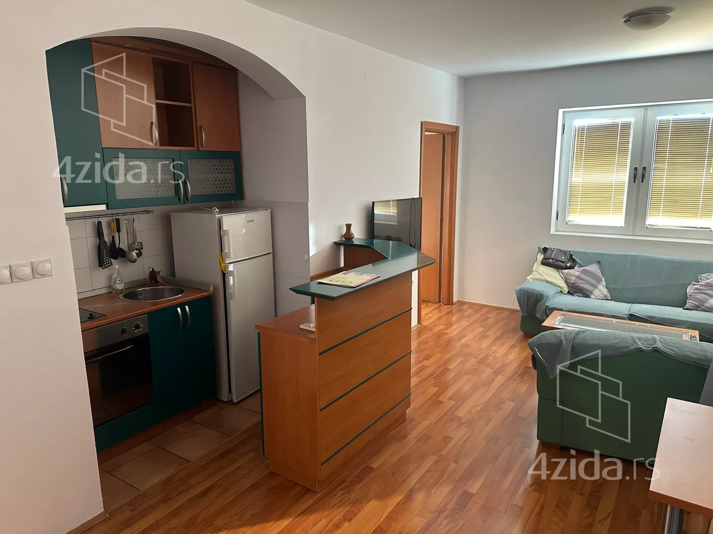 Dvoiposoban stan | 4zida