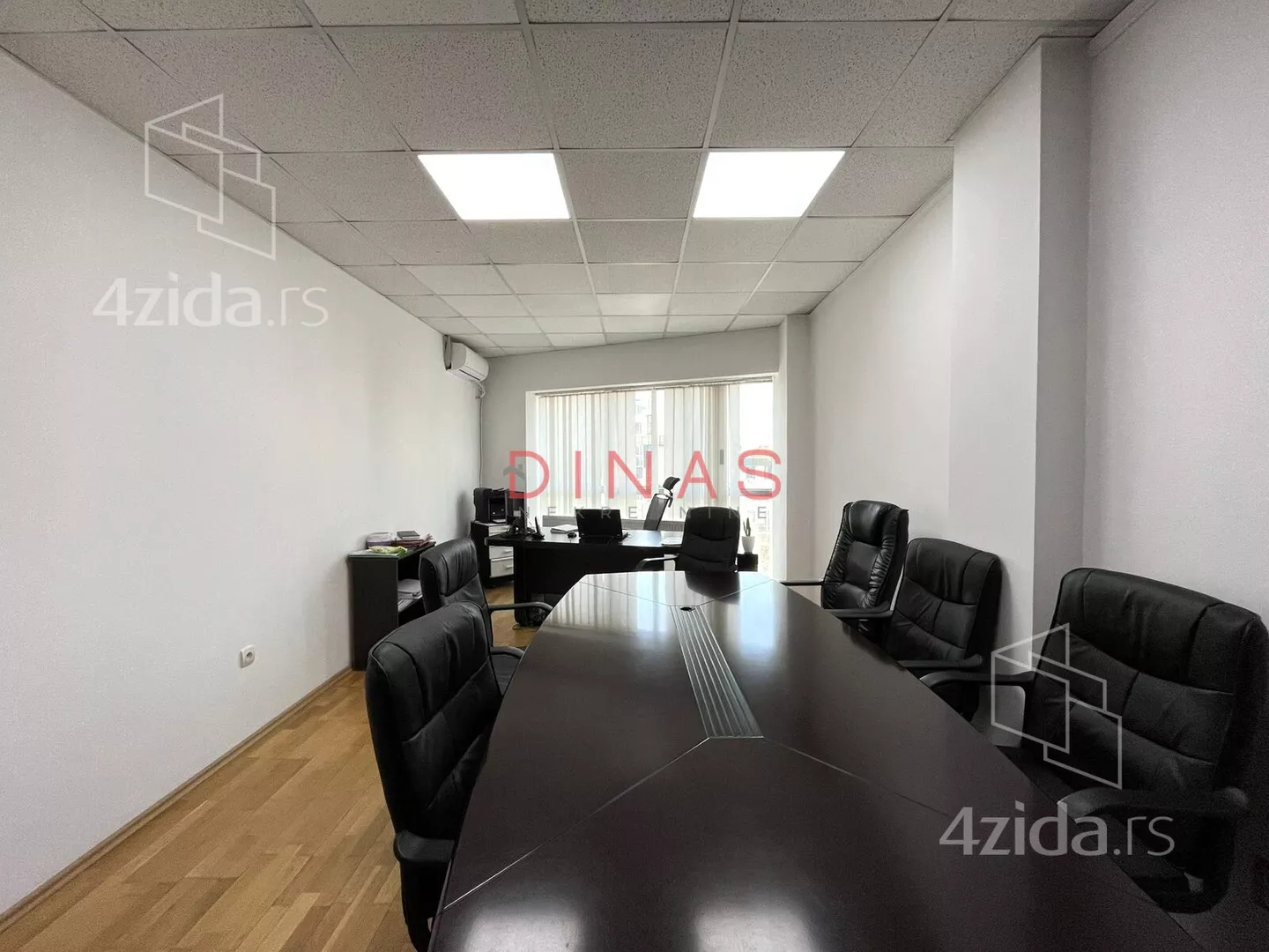 Poslovni prostor | 4zida