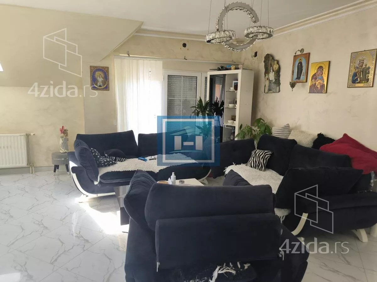 Kuća | 4zida