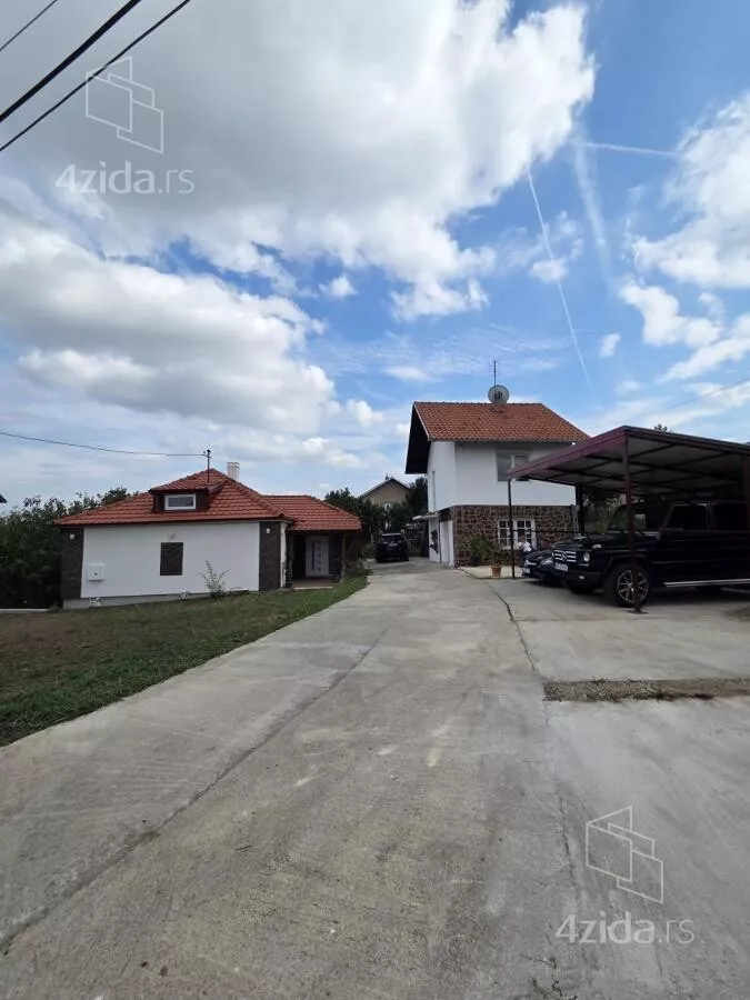 Kuća | 4zida