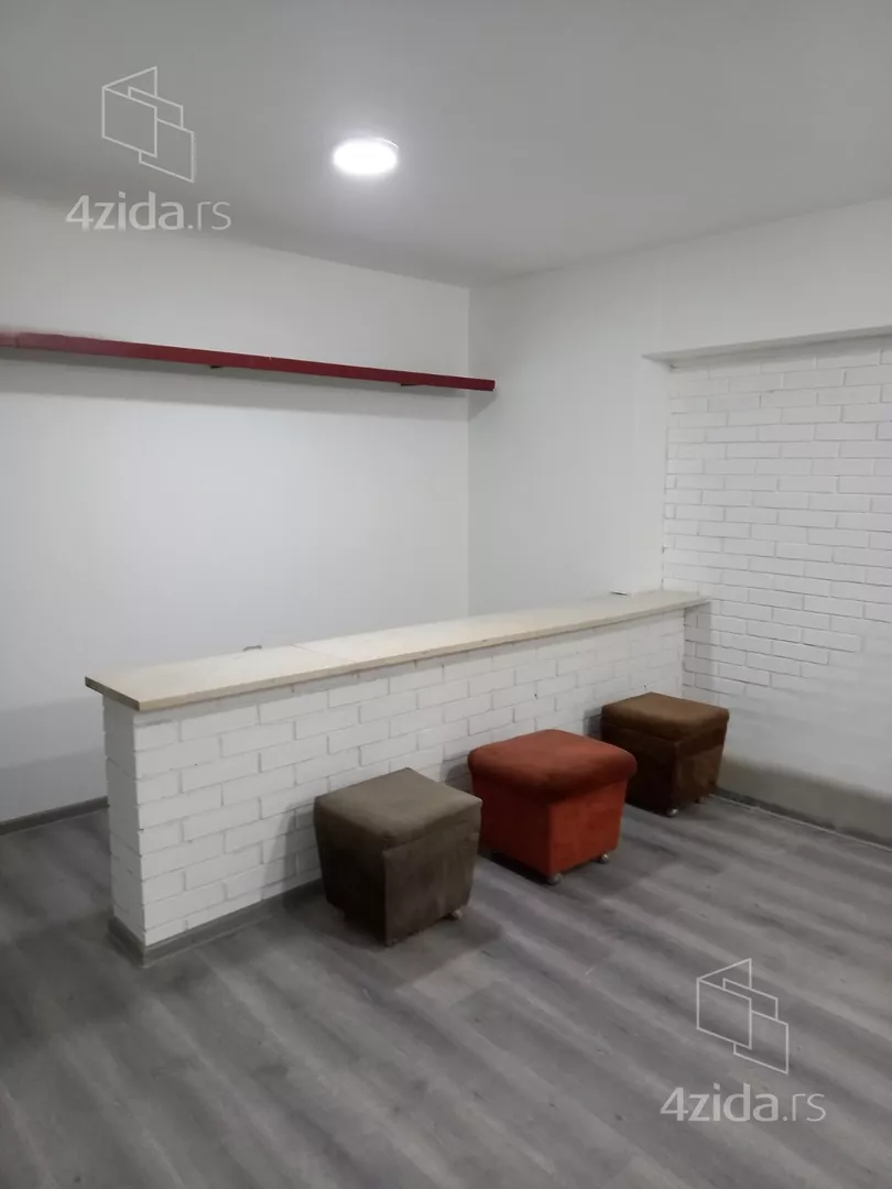 Poslovni prostor | 4zida