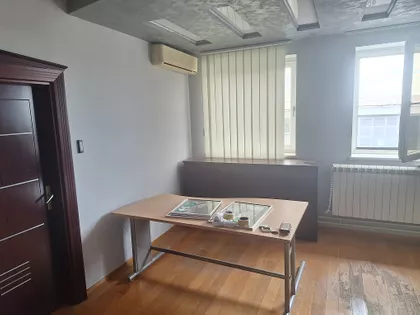 DOBANOVACKA PETLJA | 4zida.rs
