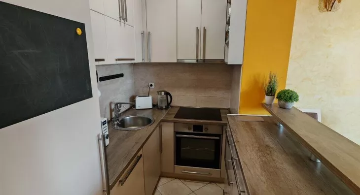 Četvoroiposoban stan | 4zida