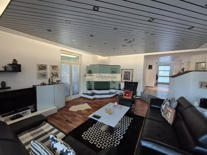 Budžino Brdo | 4zida.rs