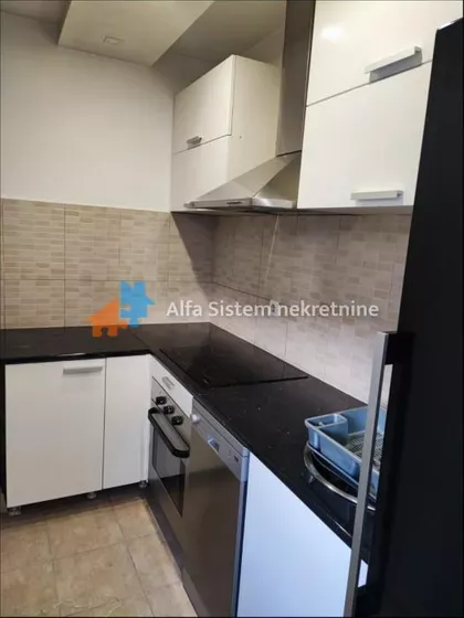 Crveni Krst Vračar | 4zida.rs