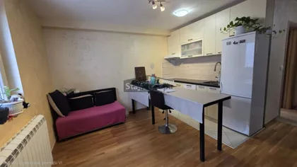 Surčinska | 4zida.rs