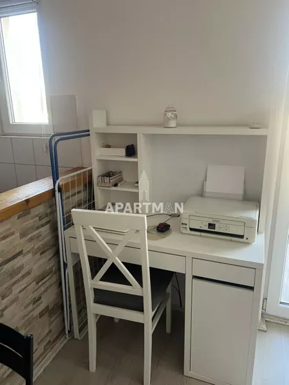 Ugrinovačka | 4zida.rs