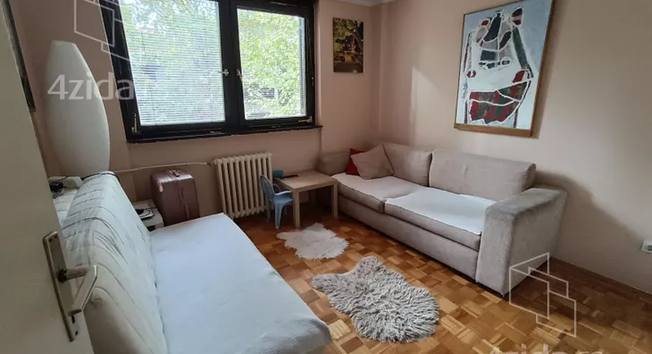 Četvoroiposoban stan | 4zida