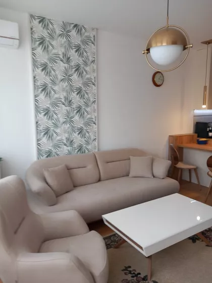 Tadije Sondermajera | 4zida.rs