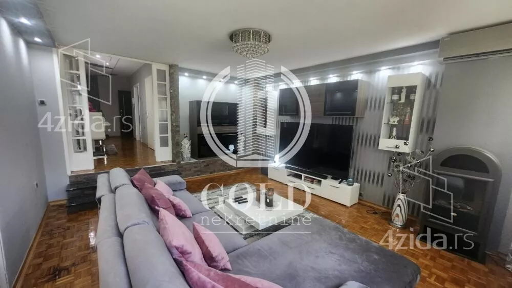 Troiposoban stan | 4zida