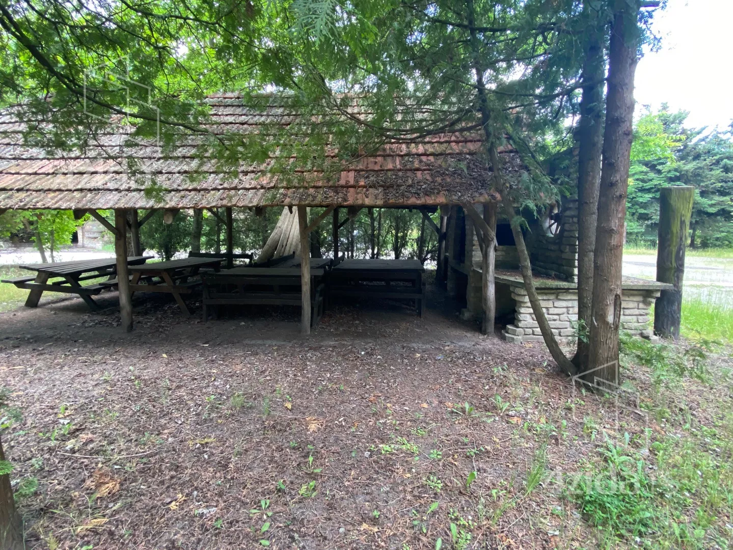 Turistički objekat | 4zida