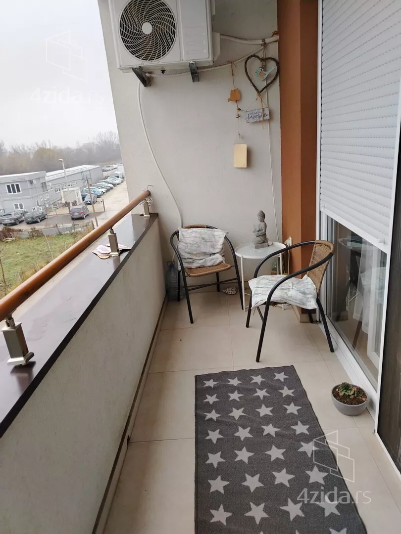 Troiposoban stan | 4zida