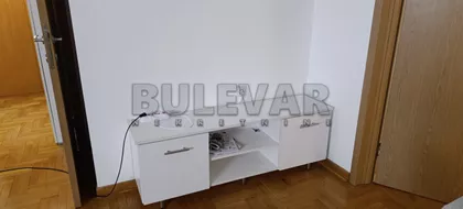 Jovana Skerlića | 4zida.rs