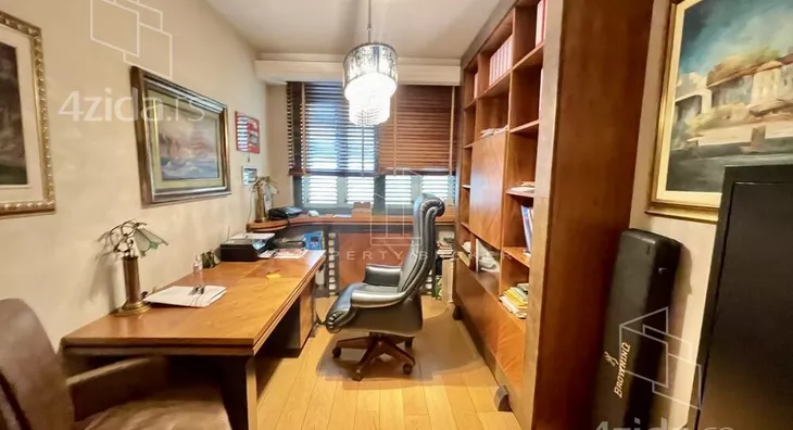 Petoiposoban stan | 4zida