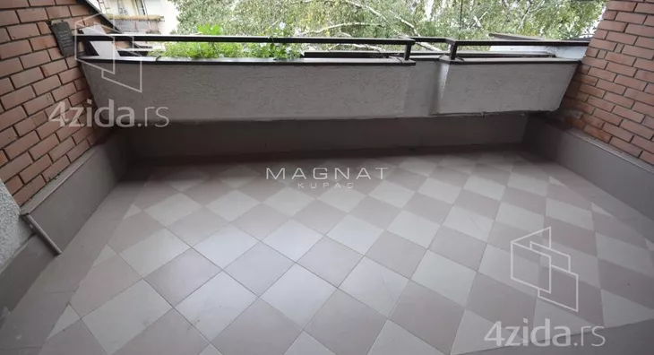 4-etažna kuća | 4zida