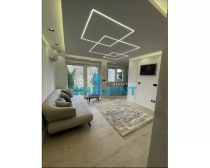 Vjekoslava Kovača | 4zida.rs