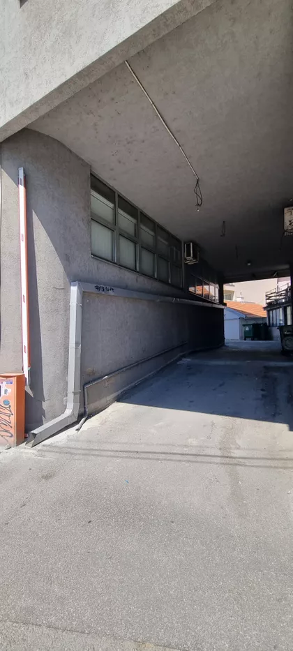 7.Juli 25A | 4zida.rs