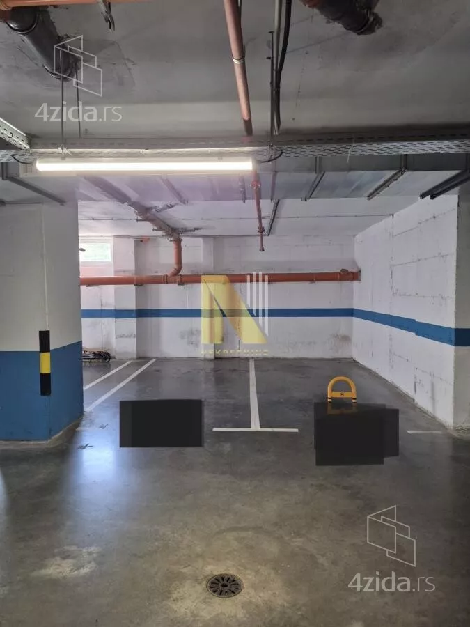 Garaža/Parking | 4zida