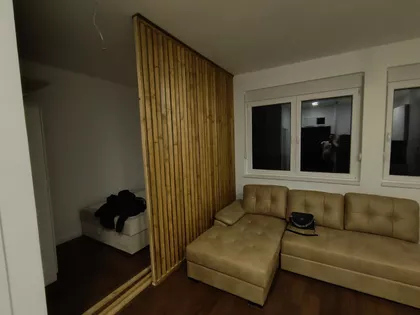 Bate Brkića | 4zida.rs