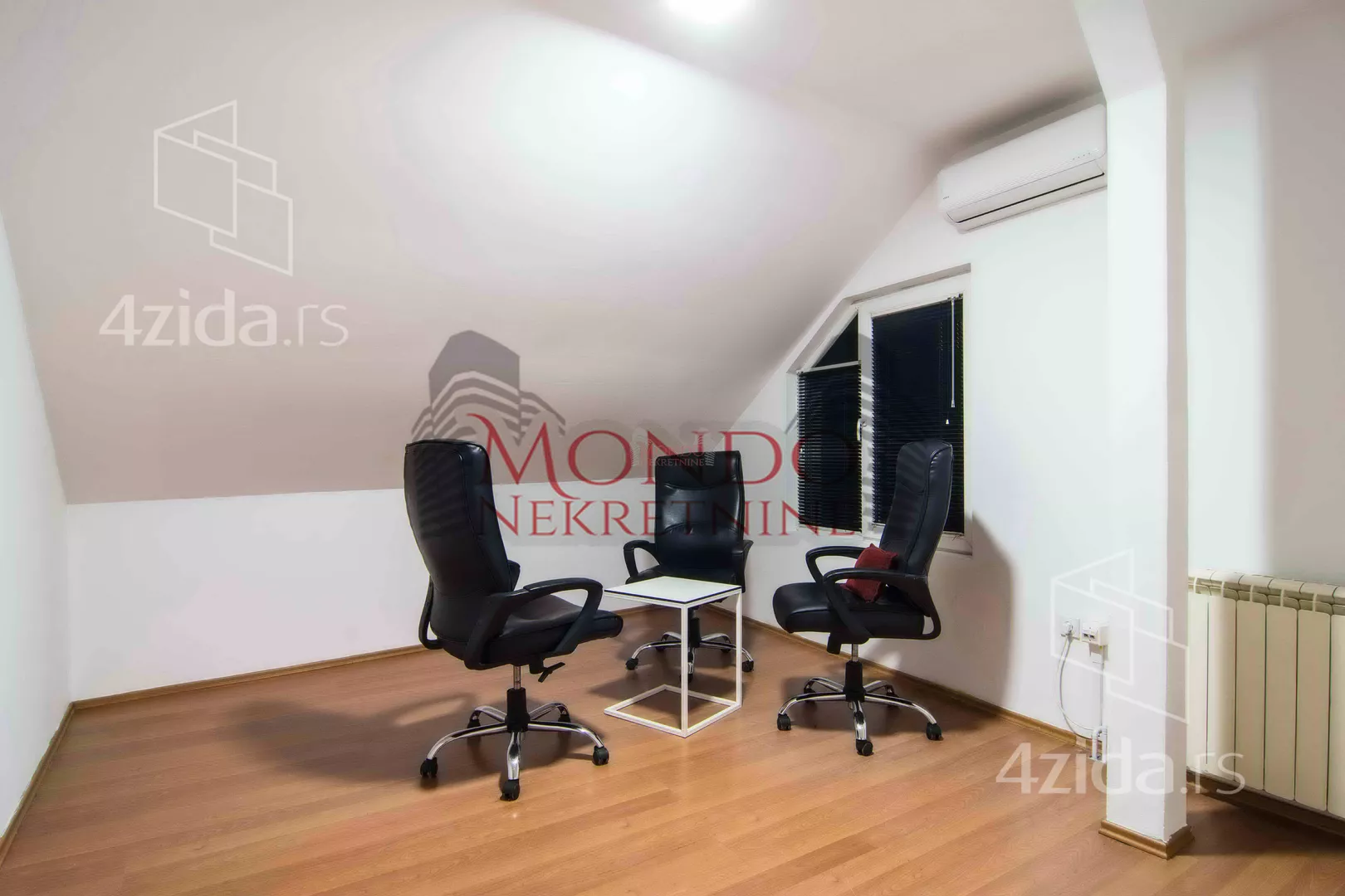 Poslovna zgrada | 4zida