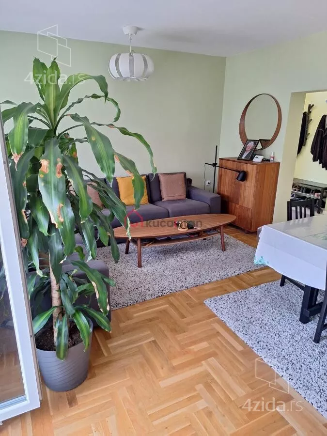 Osmosoban stan | 4zida