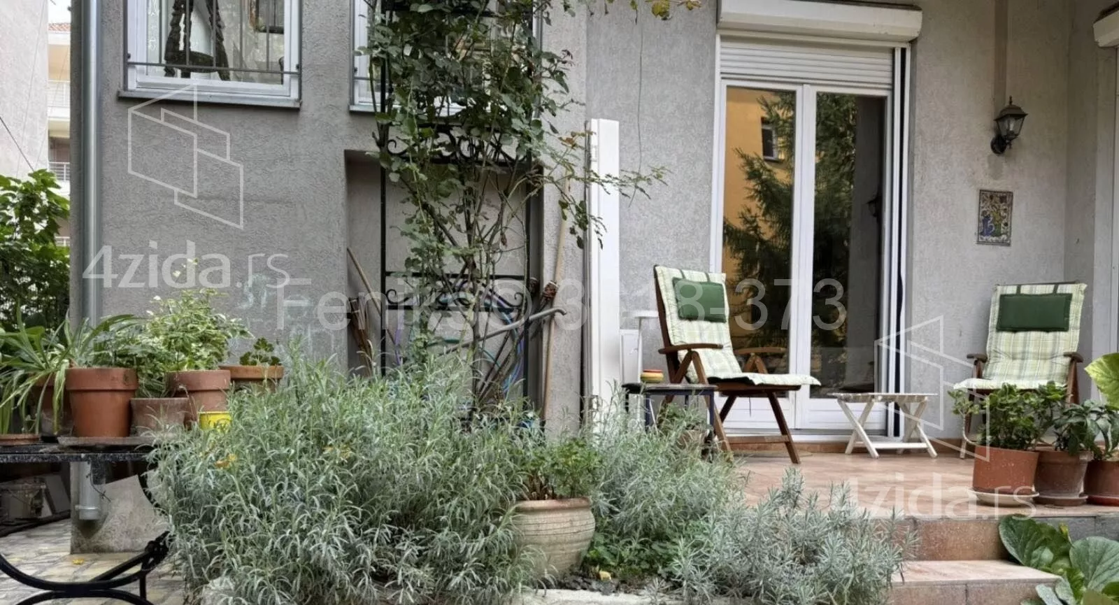 Četvoroiposoban stan | 4zida