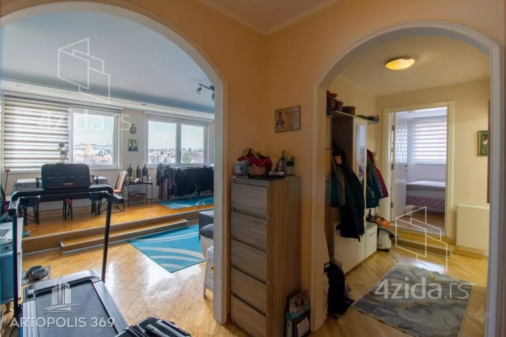 Četvorosoban stan | 4zida