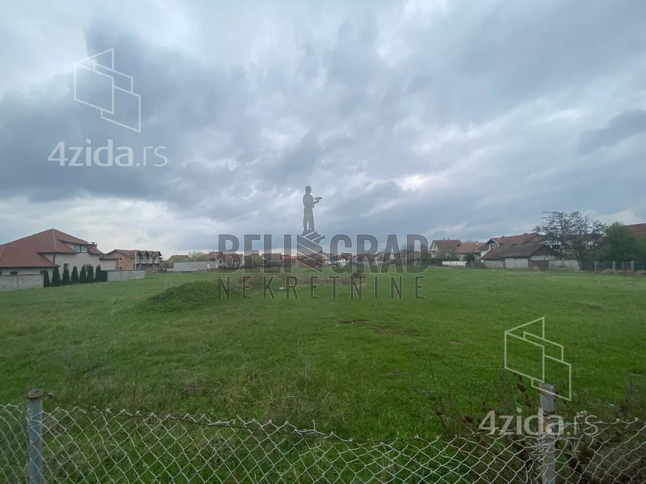 Plac | 4zida