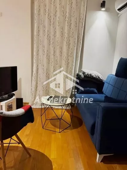 Lekino Brdo | 4zida.rs