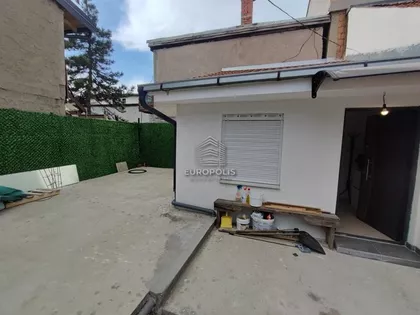 Dušanovac | 4zida.rs