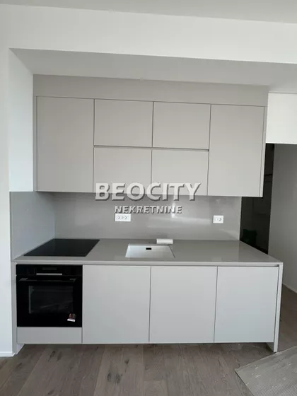 Cara Uroša | 4zida.rs