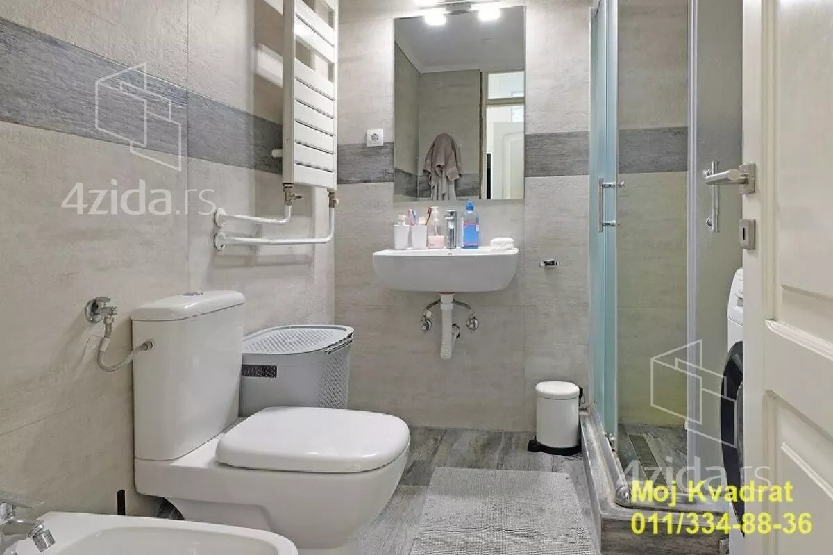 Petosoban stan | 4zida